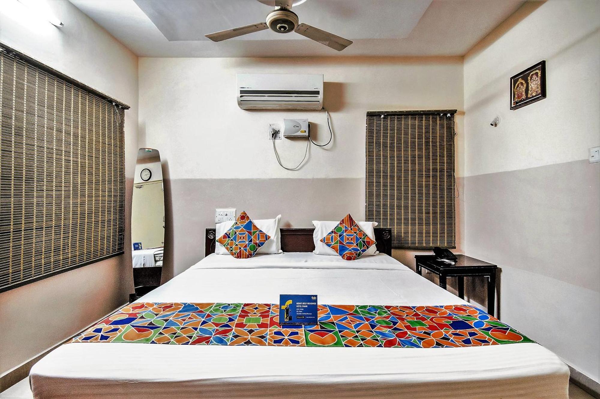 Fabhotel Aditya Yatri Nivas - Nr Tirupati Railway Station Exterior foto